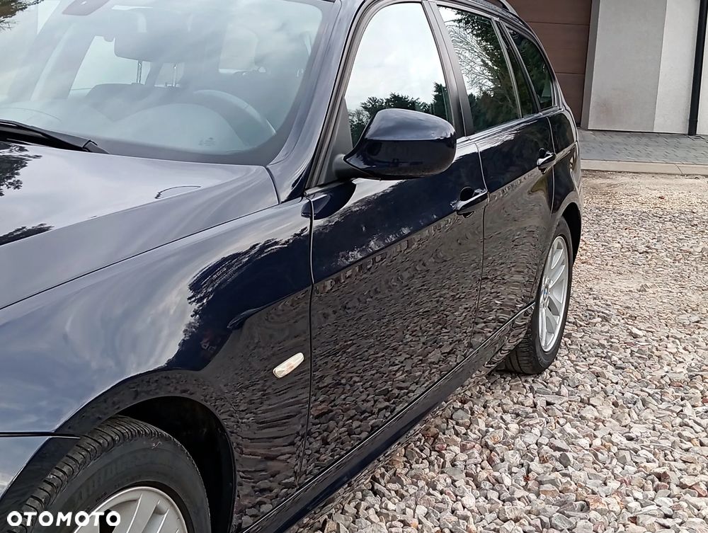 BMW Seria 3 318i Edition Sport - 6