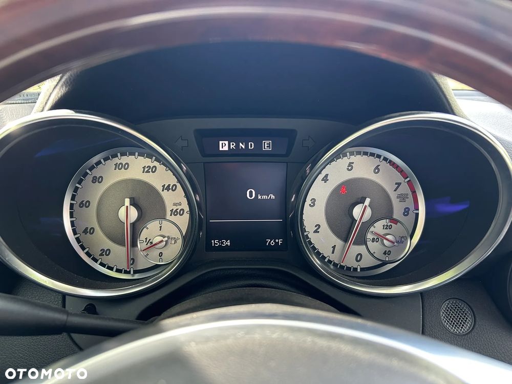 Mercedes-Benz SLK 350 (BlueEFFICIENCY) 7G-TRONIC - 9