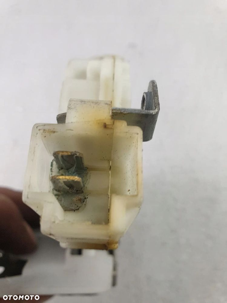 IMPREZA II GD ZAMEK DRZWI PRAWY PRZEDNI 61100FE000 - 4