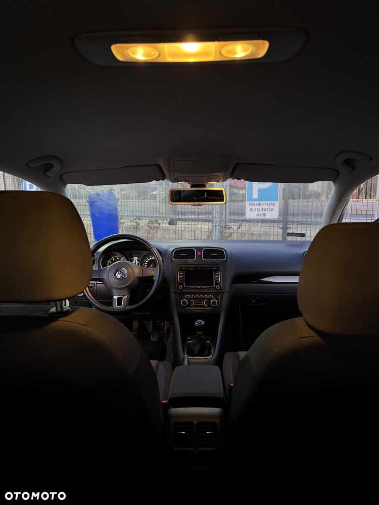 Volkswagen Golf 1.6 Comfortline - 11