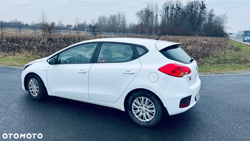 Kia Ceed 1.4 CRDi M - 10