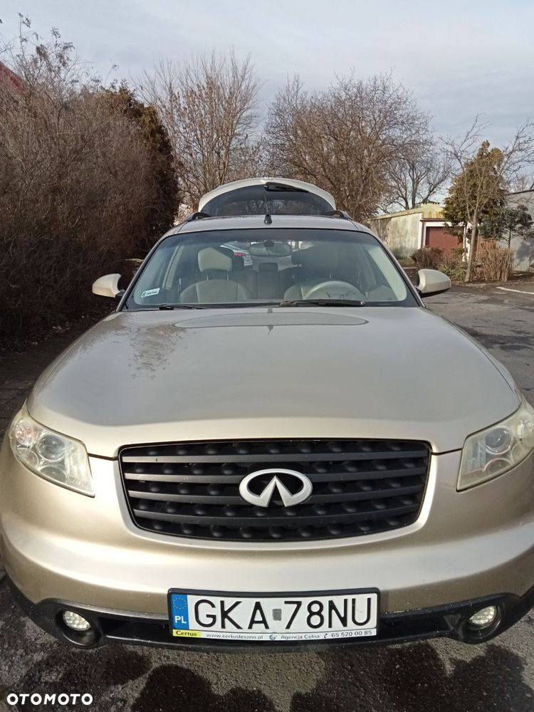 Infiniti FX - 1