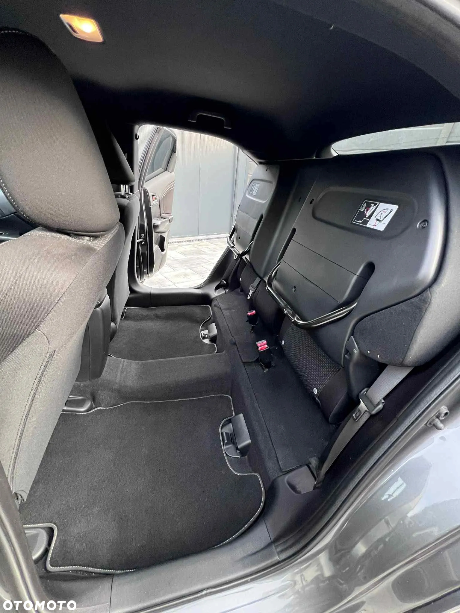 Honda Civic 1.6 i-DTEC Sport Black Edition - 29