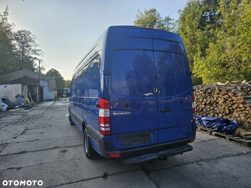 Mercedes-Benz SPRINTER 519 - 13