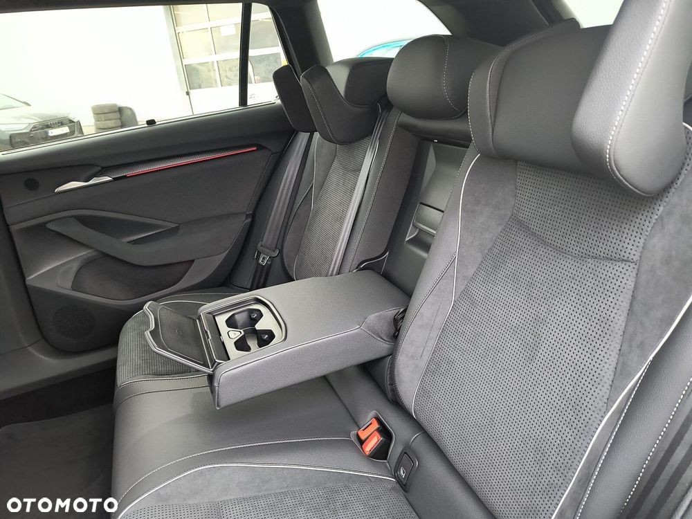 Skoda Superb 2.0 TSI Sportline DSG - 16