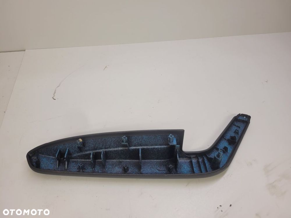 PODŁOKIETNIK PRAWY TYŁ AUDI A3 8P 8P4867374 - 5
