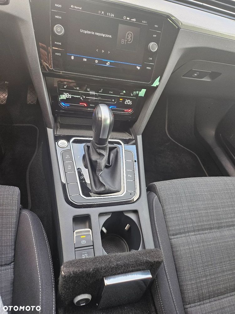 Volkswagen Passat Variant - 12