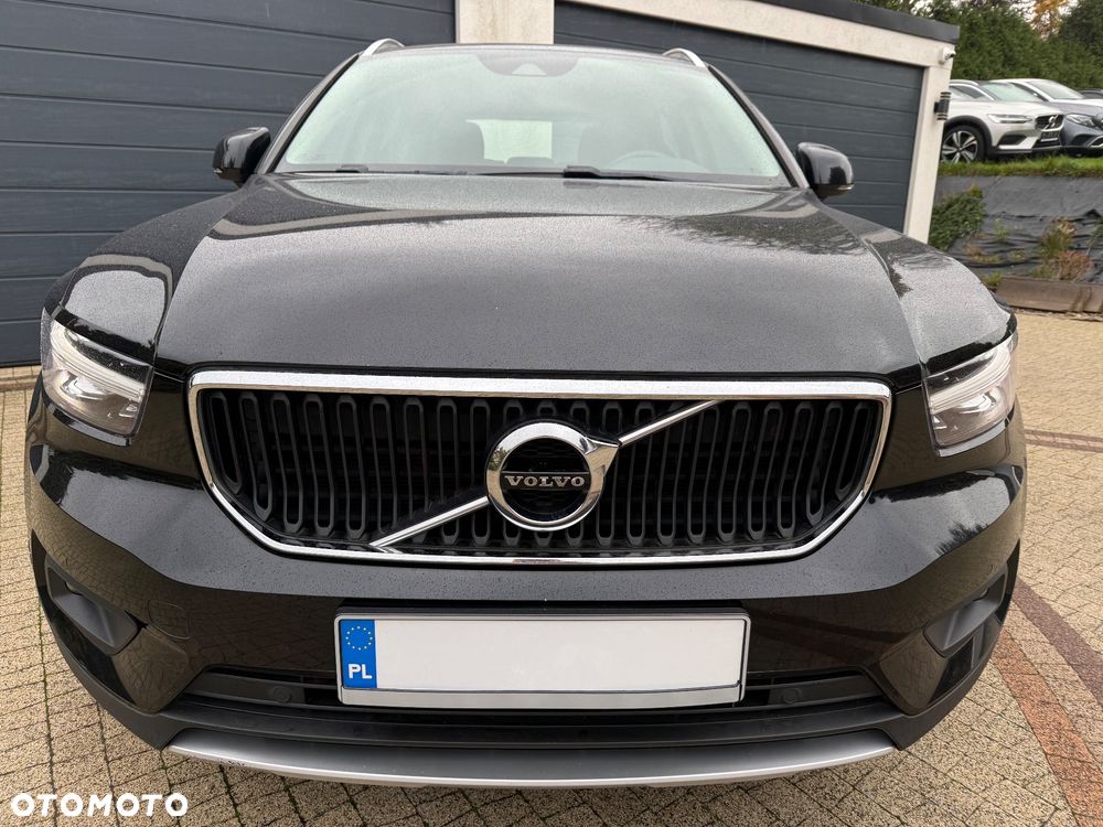 Volvo XC 40 T3 Geartronic Momentum Pro - 10