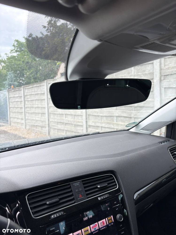 Volkswagen Golf 1.6 TDI Sound - 21