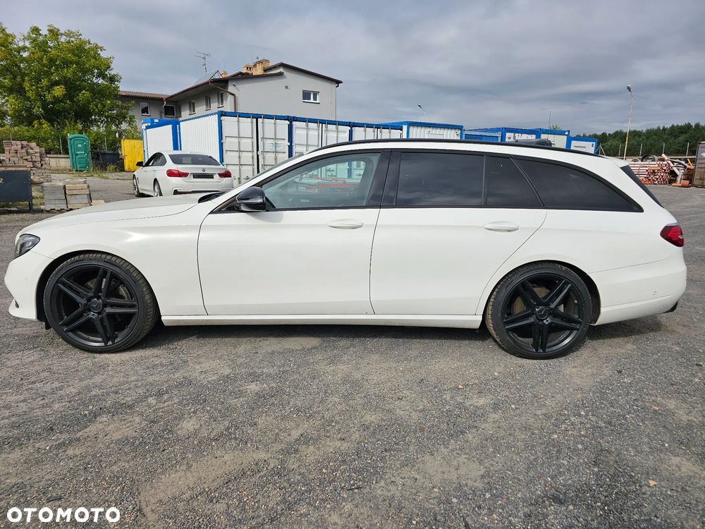 Mercedes-Benz Klasa E 220 d Avantgarde - 13