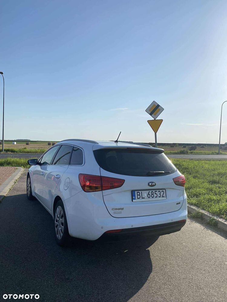 Kia Ceed - 3