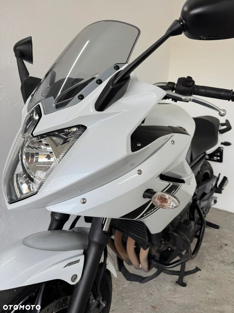 Yamaha XJ - 24