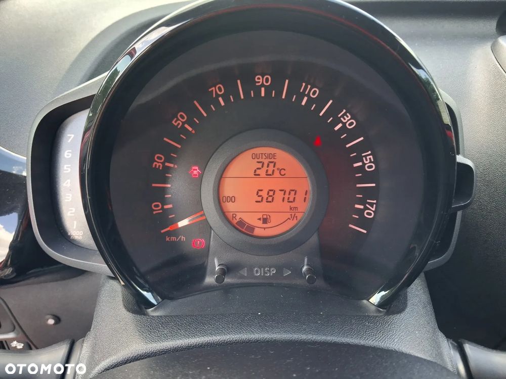 Toyota Aygo x-cite - 2