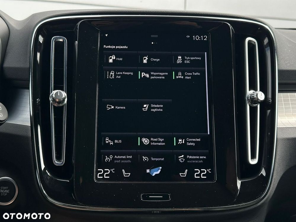 Volvo XC 40 - 29