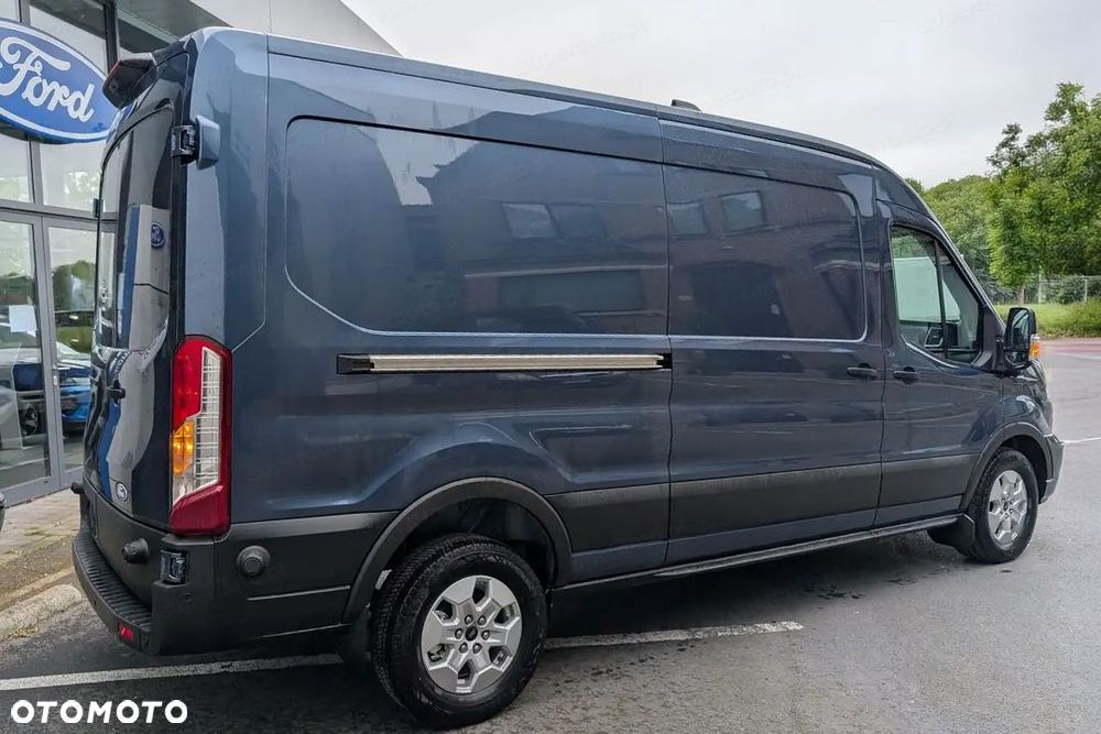 Ford Transit L3H2 Limited 350 A8 2.0 165KM - 3