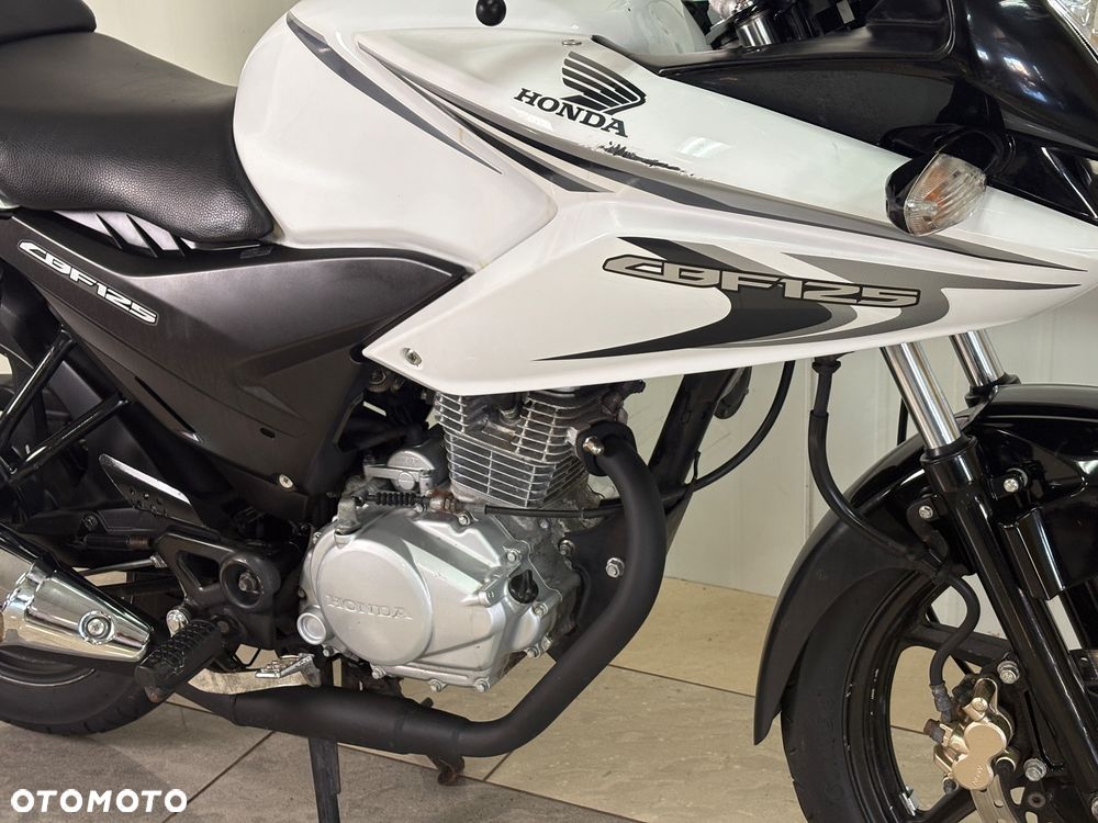 Honda CBF - 9