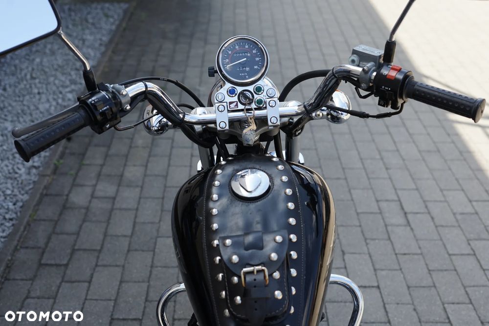 Honda CA - 17