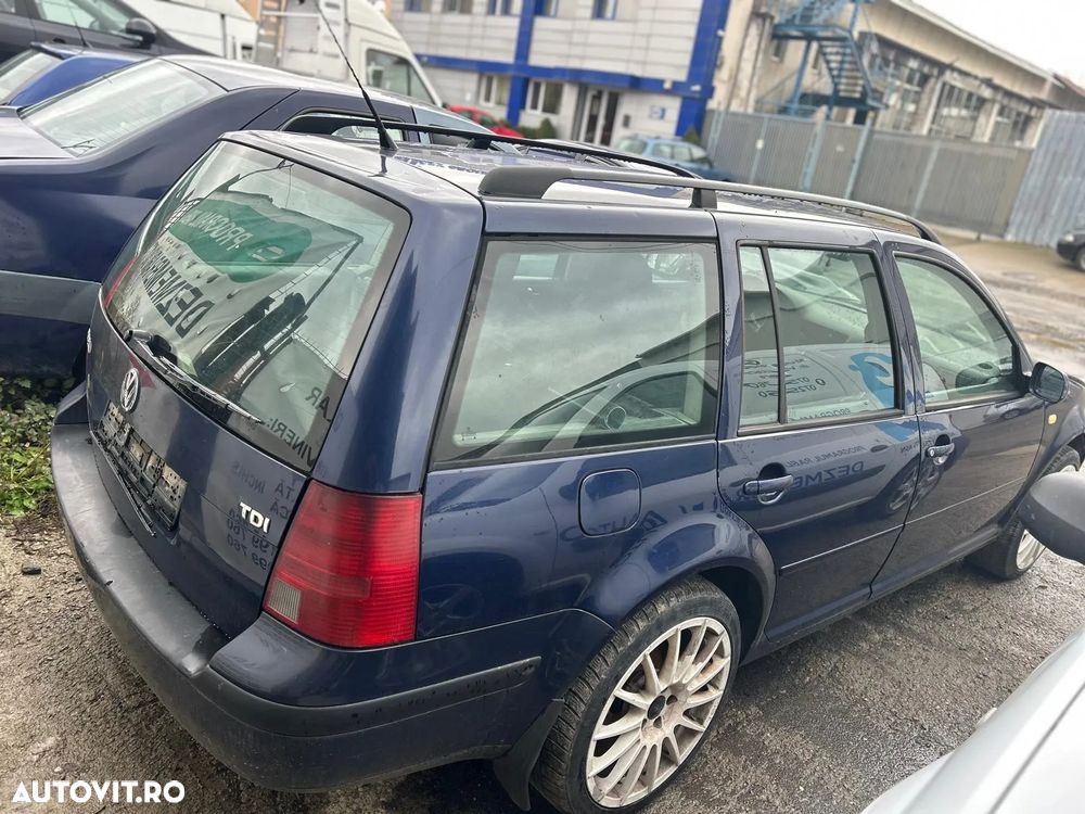 Dezmembrez Volkswagen Bora 2000 BREAK 1.9 TDI ,COD MOTOR: AJM - 4