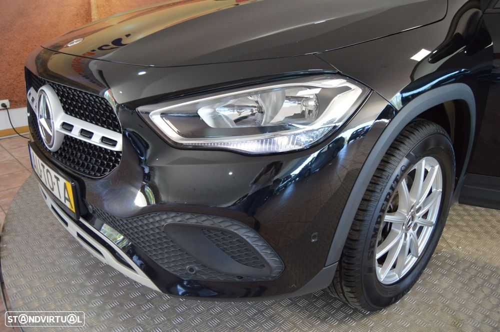 Mercedes-Benz GLA 180 - 10