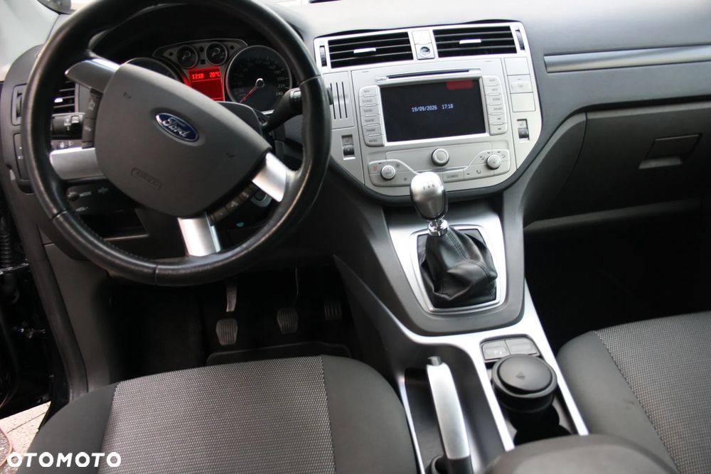 Ford Kuga 2.0 TDCi 2x4 Champions Edition - 20