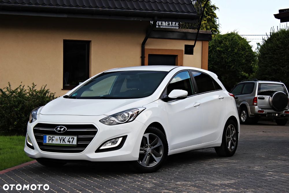Hyundai i30 1.4 Select - 25