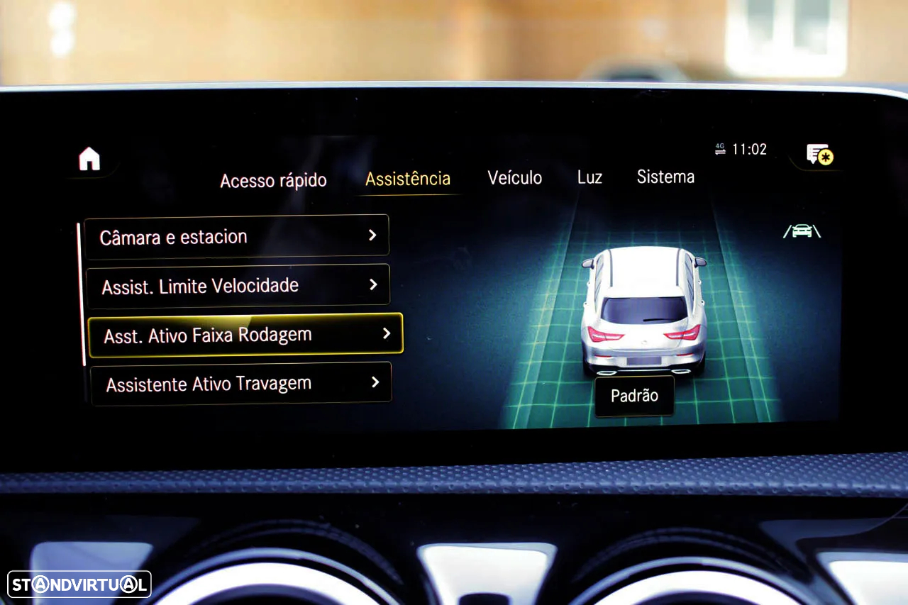 Mercedes-Benz CLA 200 Shooting Brake AMG Line - 27