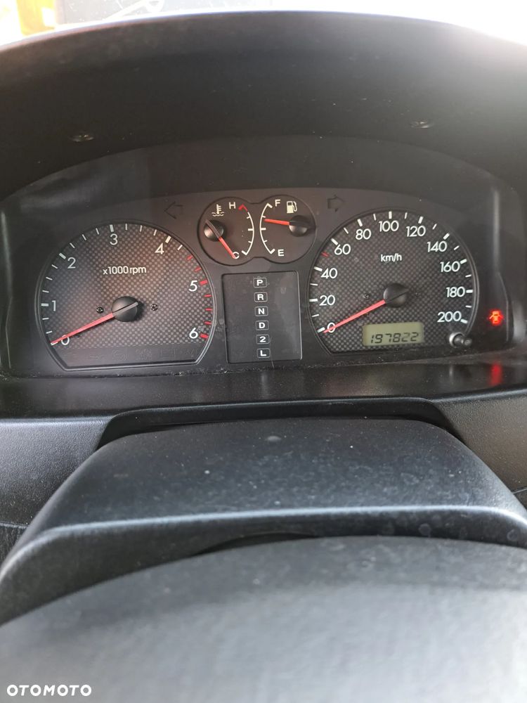 Hyundai Terracan - 10