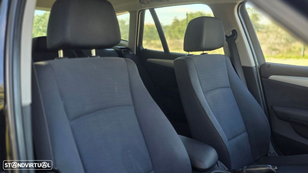 BMW X1 18 d xDrive - 24