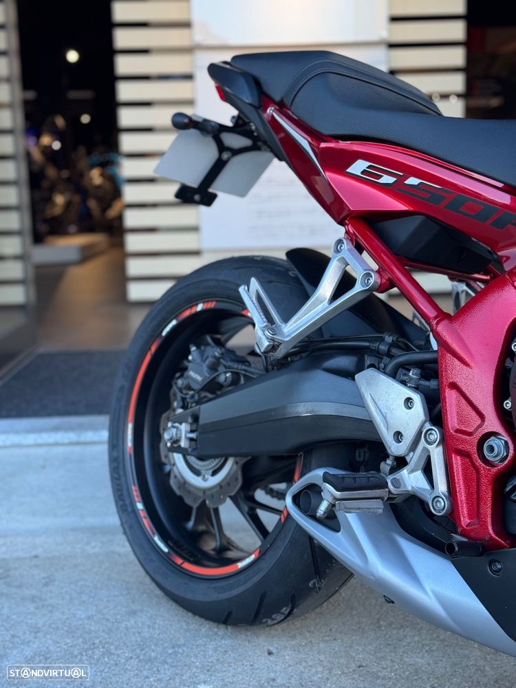 Honda CBR 650f - 2