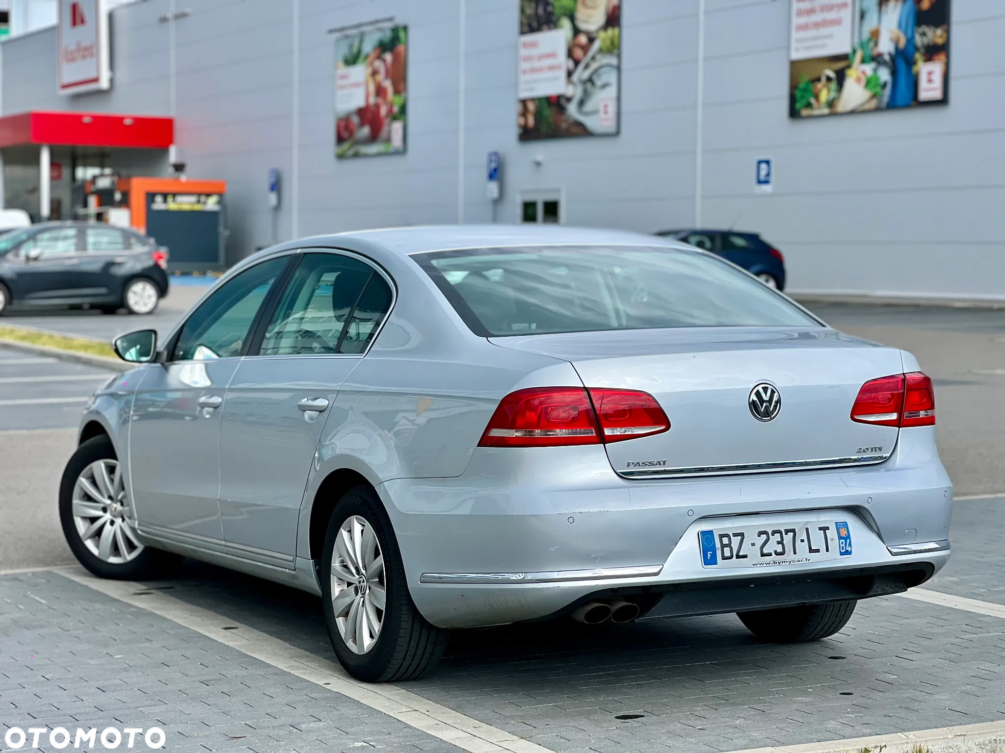 Volkswagen Passat 2.0 TDI DSG BlueMotion Technology Comfortline - 7