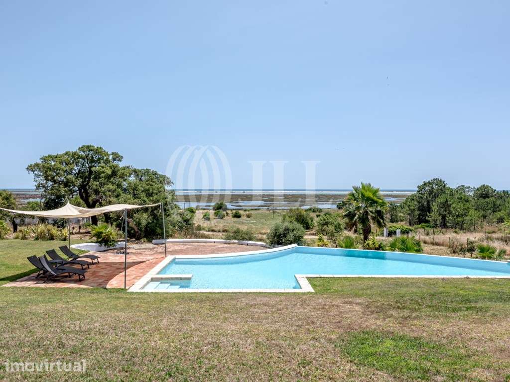 Moradia T5+1 com piscina e garagem, em Tavira, Algarve - Grande imagem: 2/33