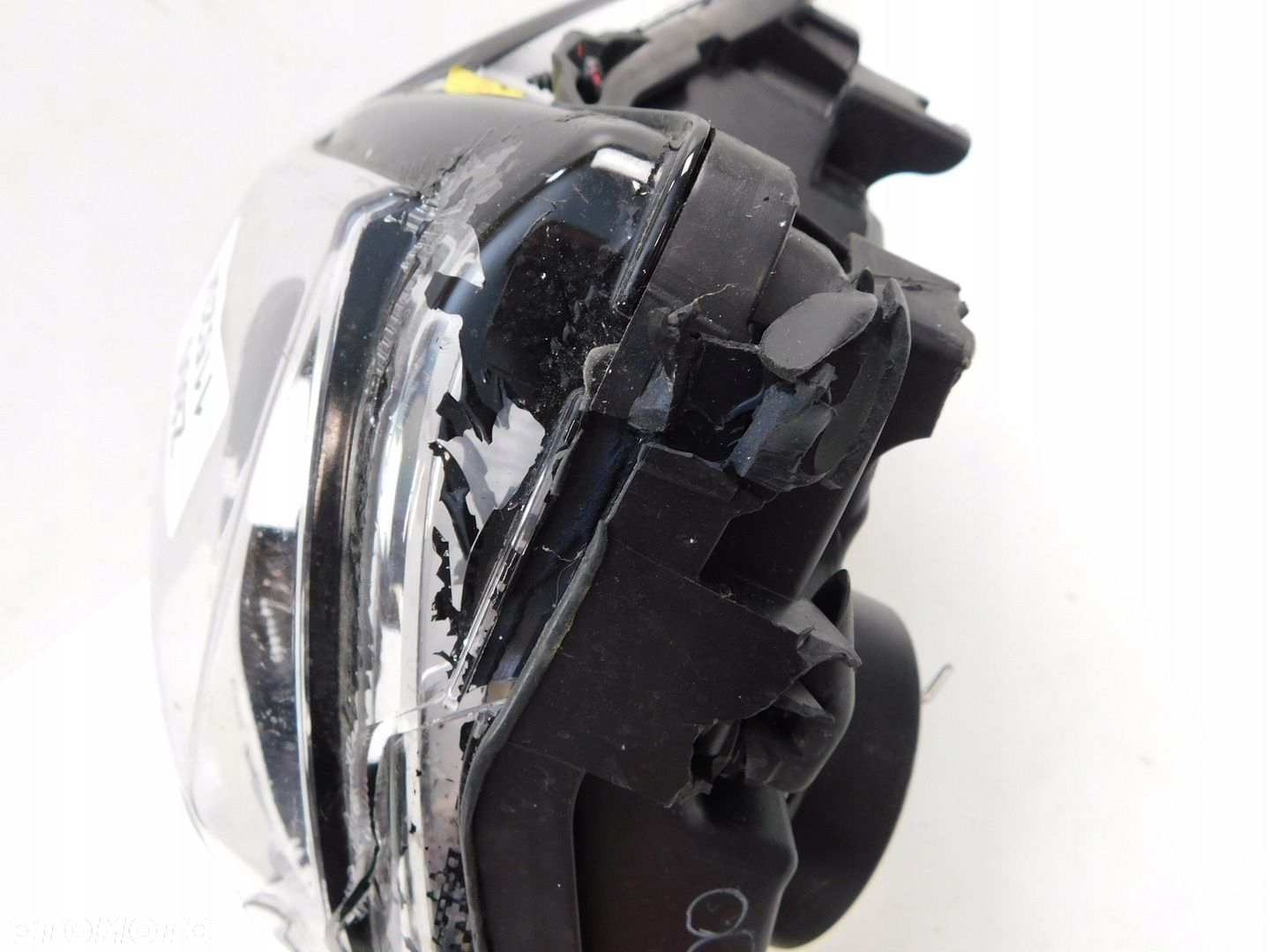 KAWASAKI Z800 REFLEKTOR LAMPA PRZÓD - 10