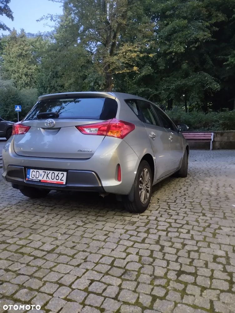 Toyota Auris 1.33 VVT-i Life Comfort - 24