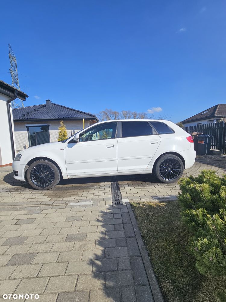 Audi A3 Sportback 2.0 TDI DPF Ambition - 3