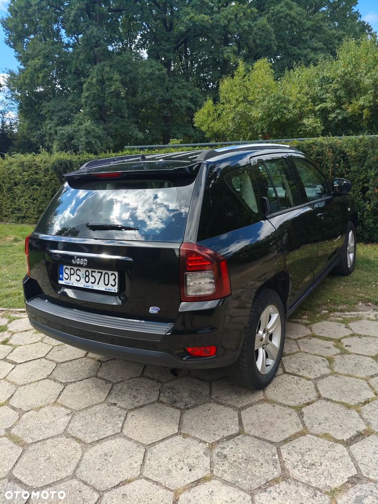 Jeep Compass 2.0 4x2 North - 10