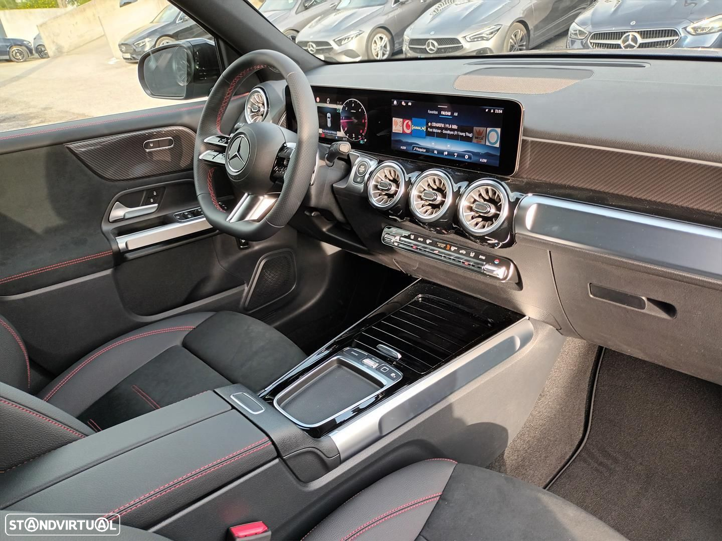 Mercedes-Benz GLB 200 d AMG Line - 15