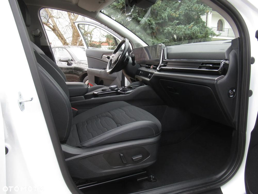 Kia Sportage 1.6 T-GDI HEV Business Line 4WD - 12