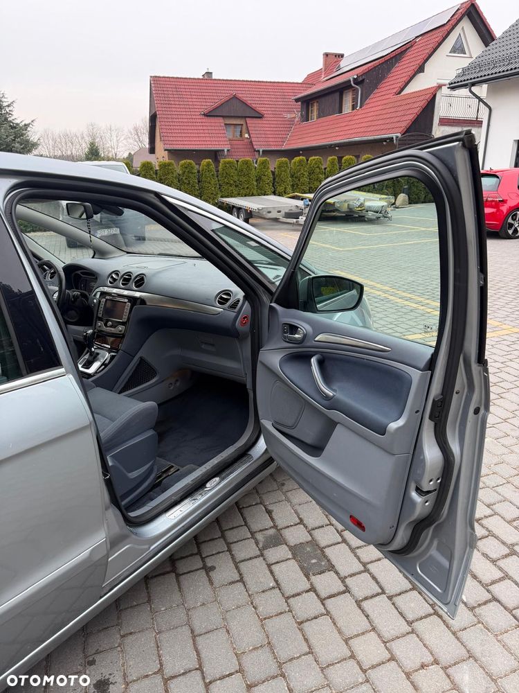 Ford S-Max 2.0 TDCi DPF Champions Edition - 14