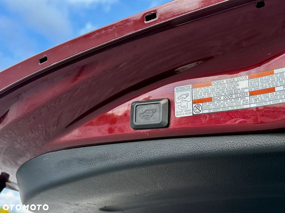 Toyota RAV4 Hybrid Premium 4x4 - 38