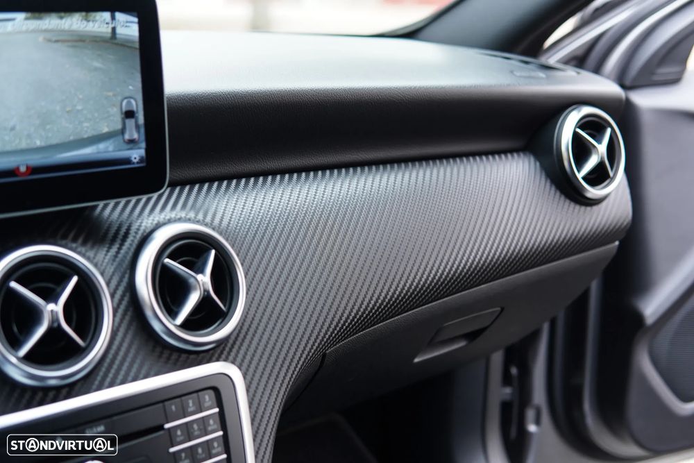 Mercedes-Benz A 180 d AMG Line - 47
