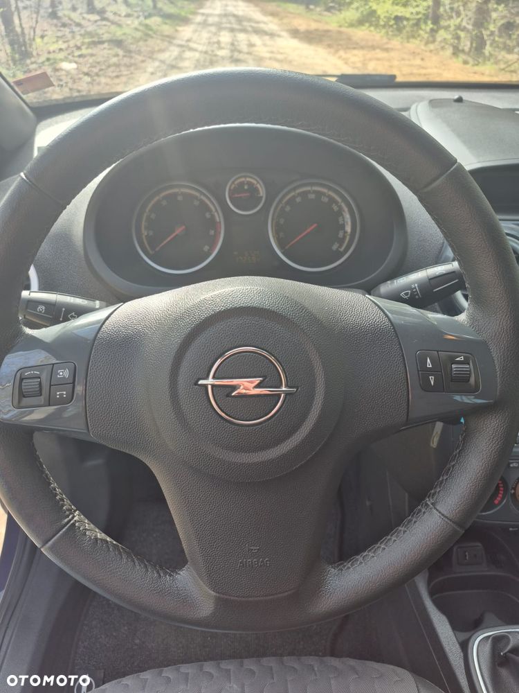 Opel Corsa - 26