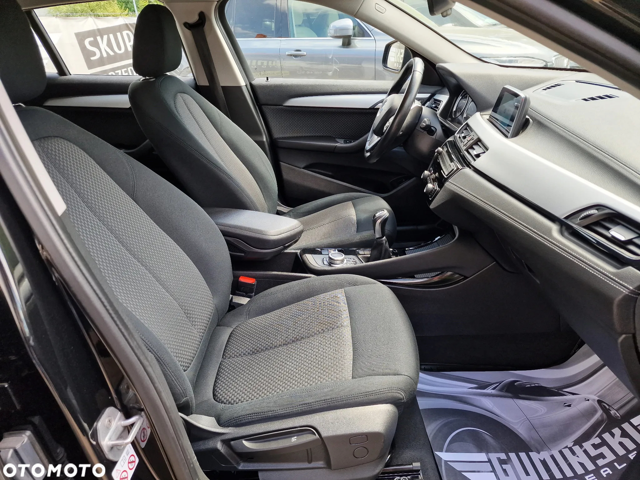 BMW X2 sDrive18d Advantage Plus - 21