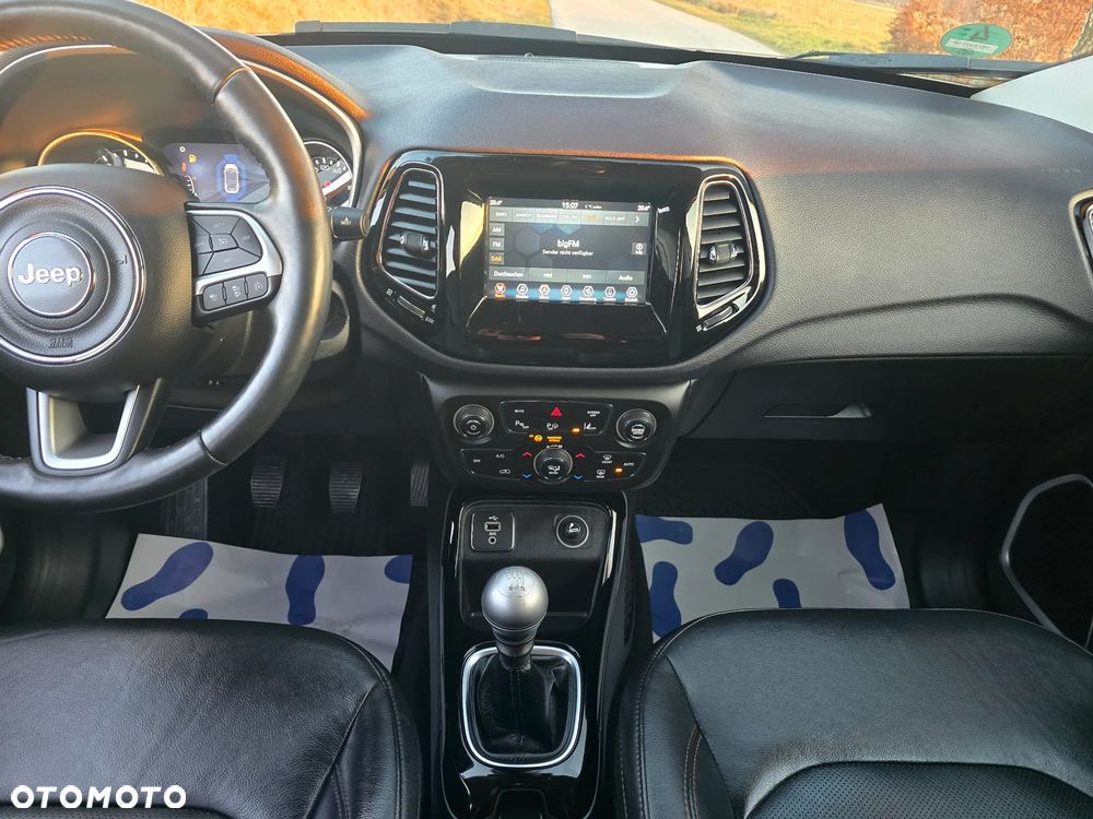 Jeep Compass 1.4 MultiAir Business Line - 26