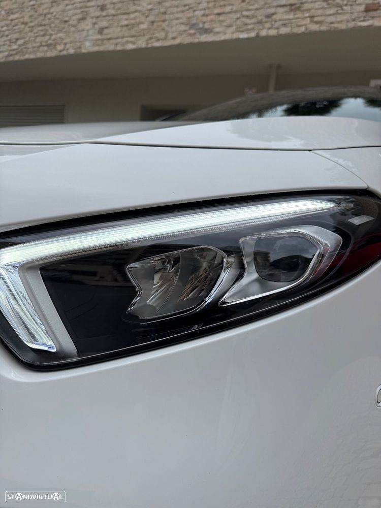 Mercedes-Benz A 250 e 8G-DCT AMG Line - 6