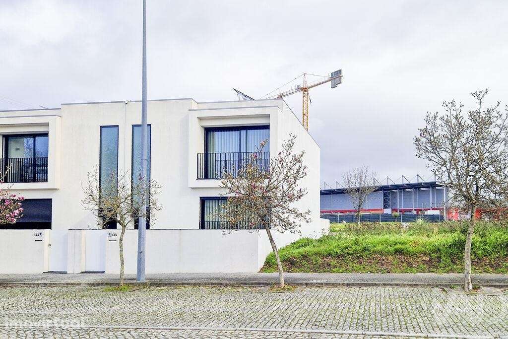 Terreno em Nogueira e Silva Escura - Grande imagem: 2/8