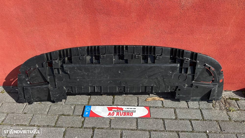 Base inferior parachoque Renault trafic 2014 - 2