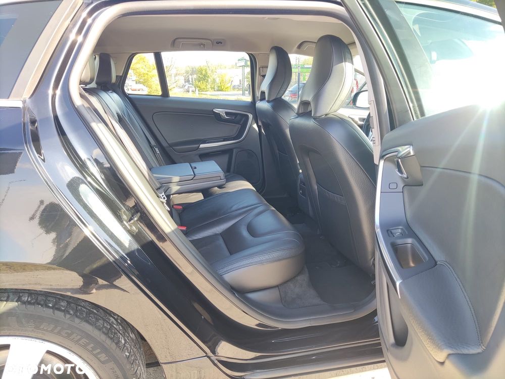 Volvo V60 - 23