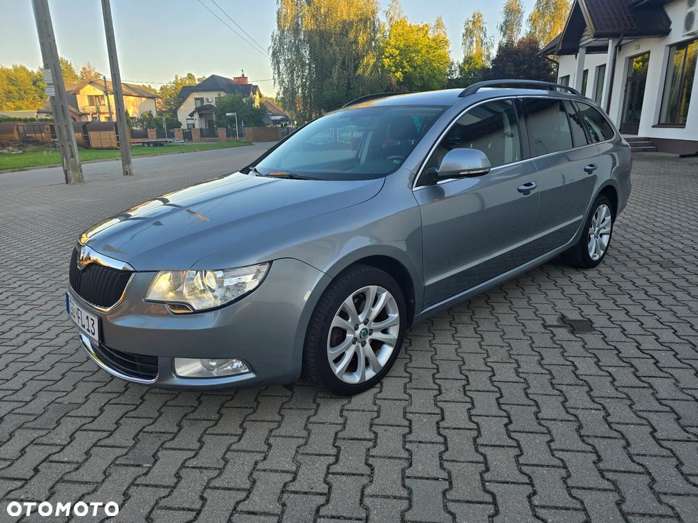 Skoda Superb 2.0 TDI Elegance DSG - 33