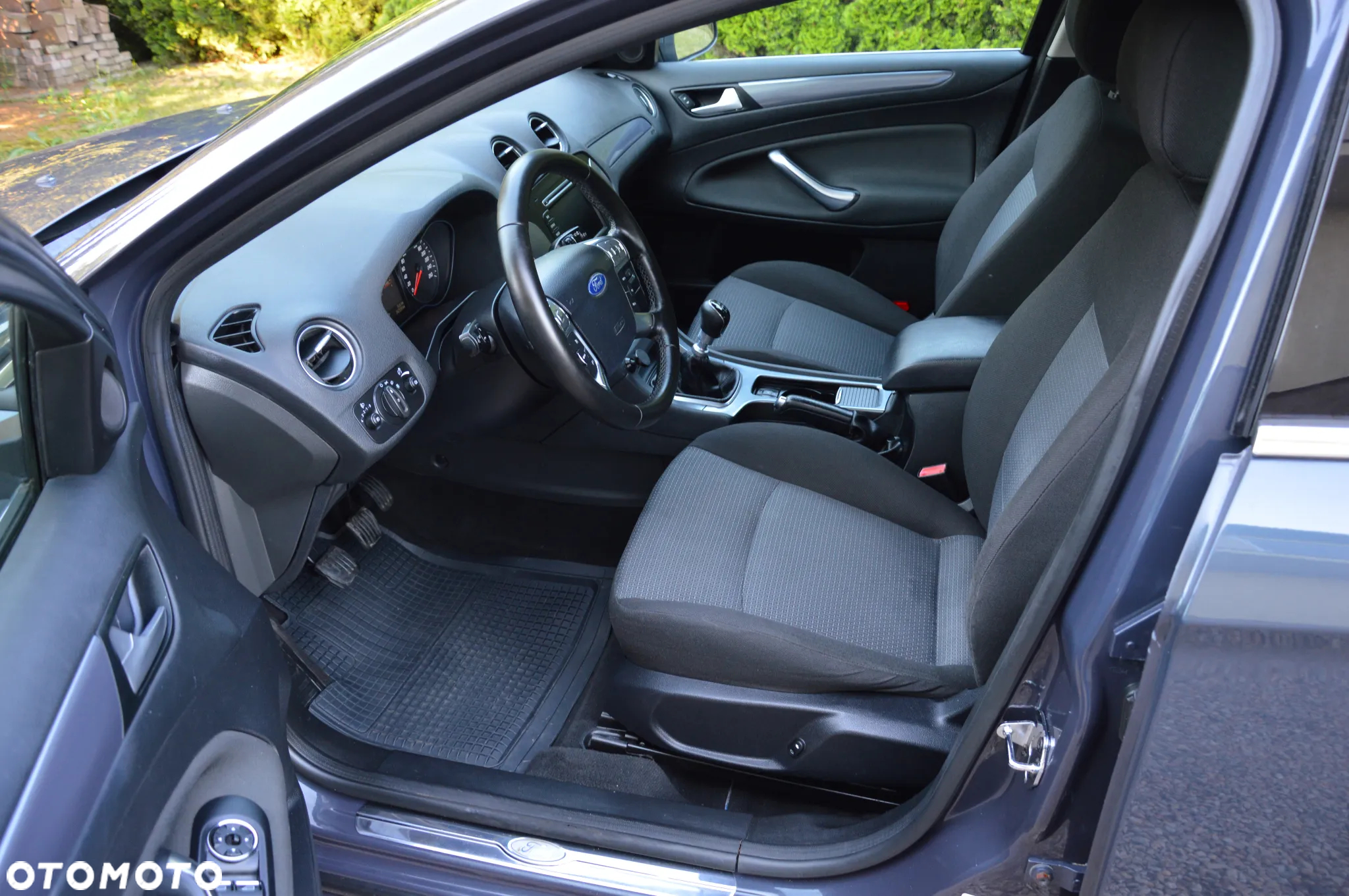 Ford Mondeo - 19