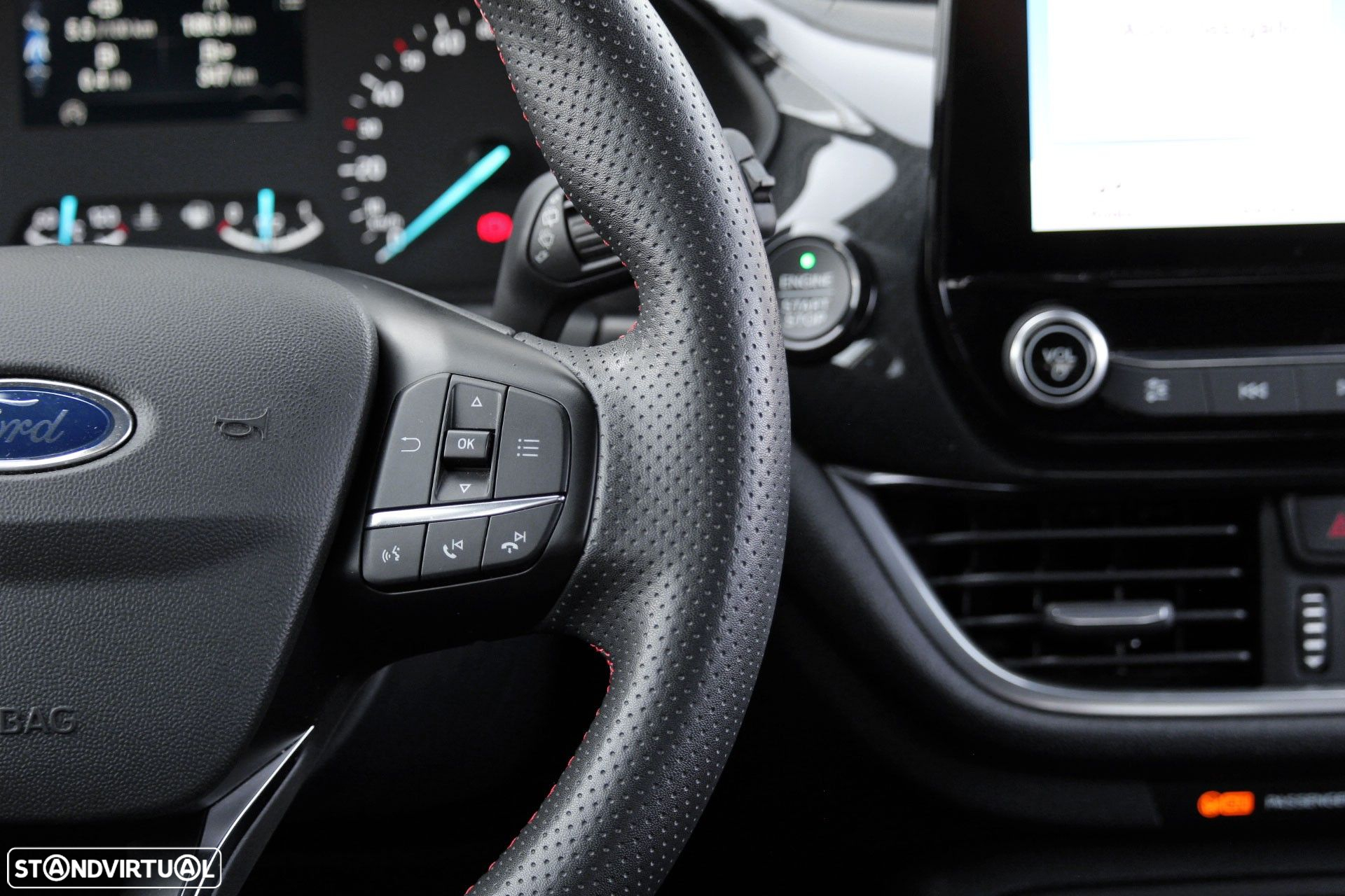 Ford Fiesta 1.0 EcoBoost MHEV ST-Line - 27